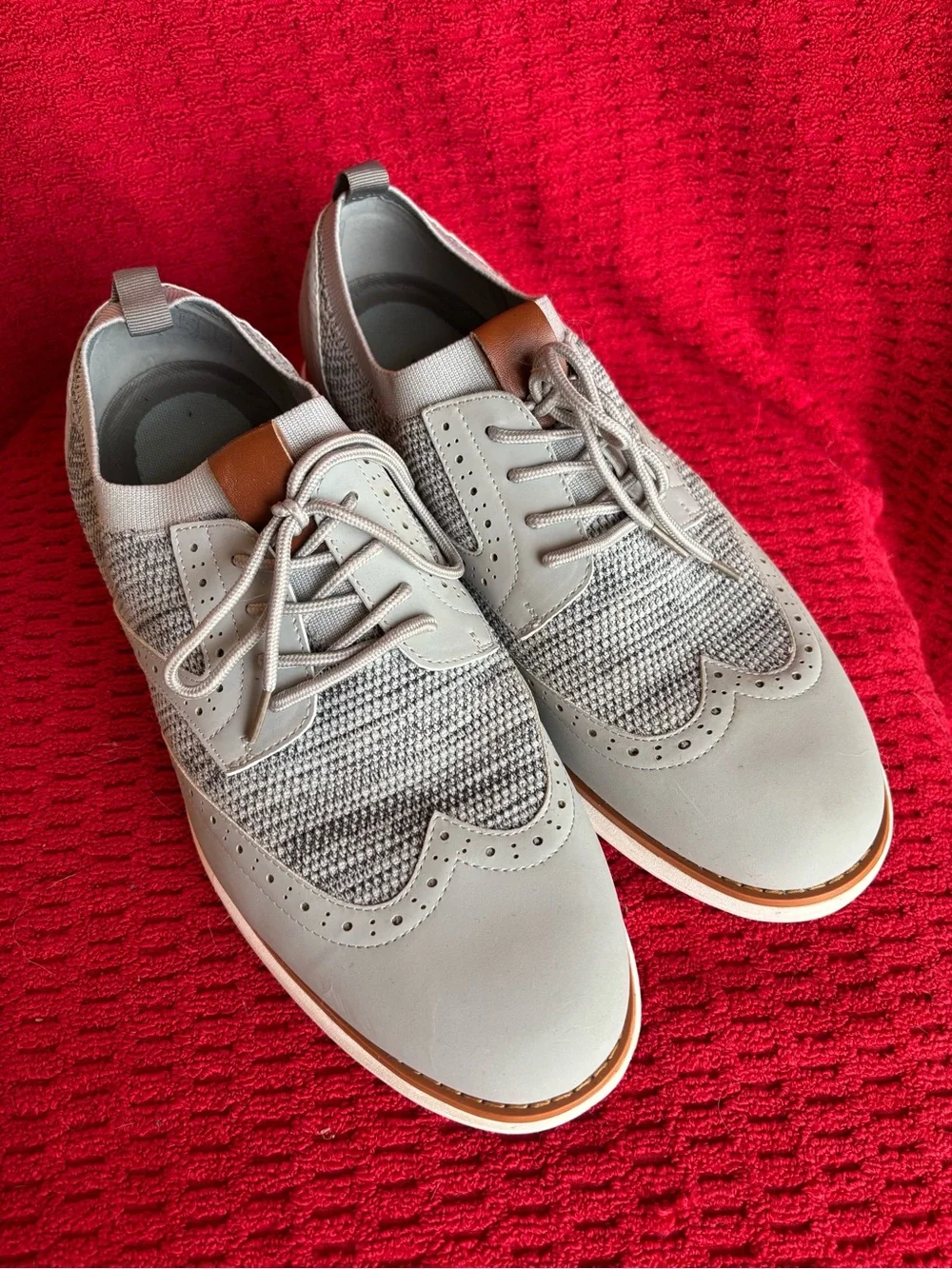 Bruno Marc light grey